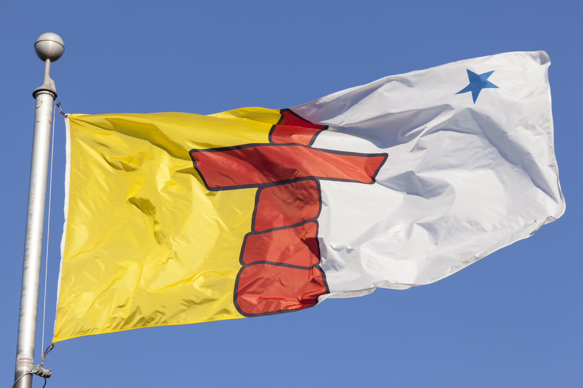 nunavut flag